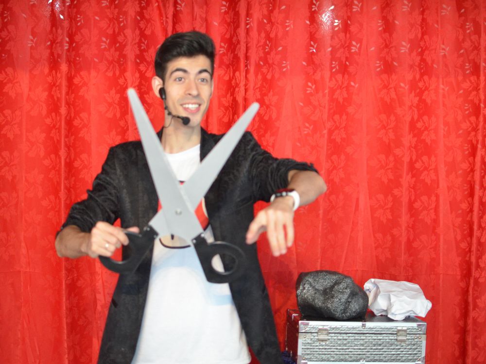 Mágico para festa: um show de mágica na sua casa! - Image 2