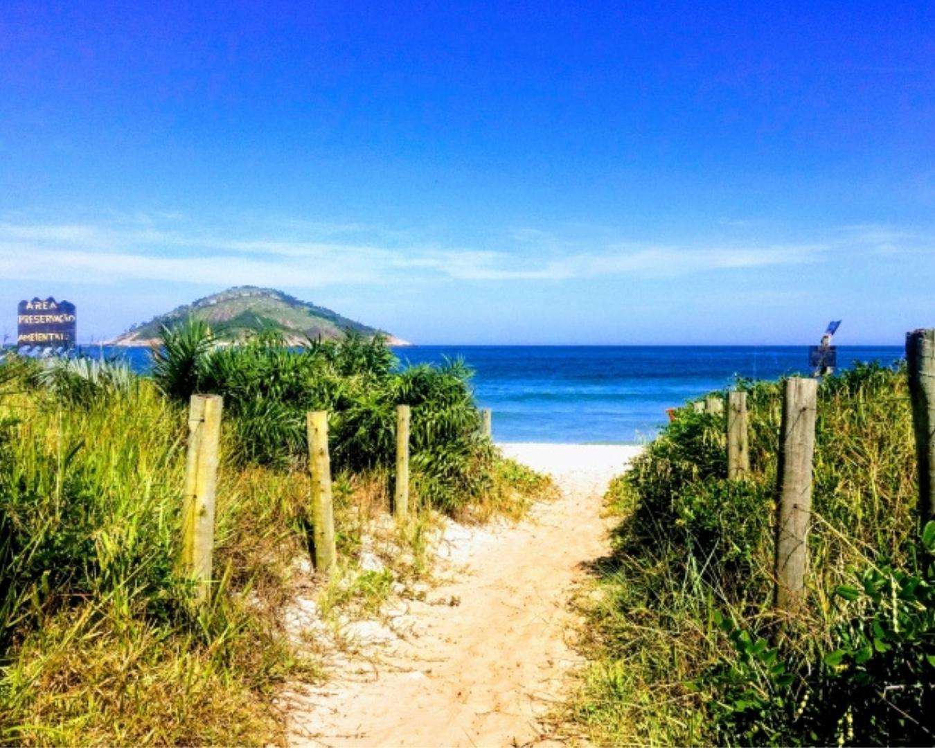 Se encante nas Trilhas das Praias Protegidas do Rio! Conheça as praias desertas de Grumari e Prainha! - Image 3