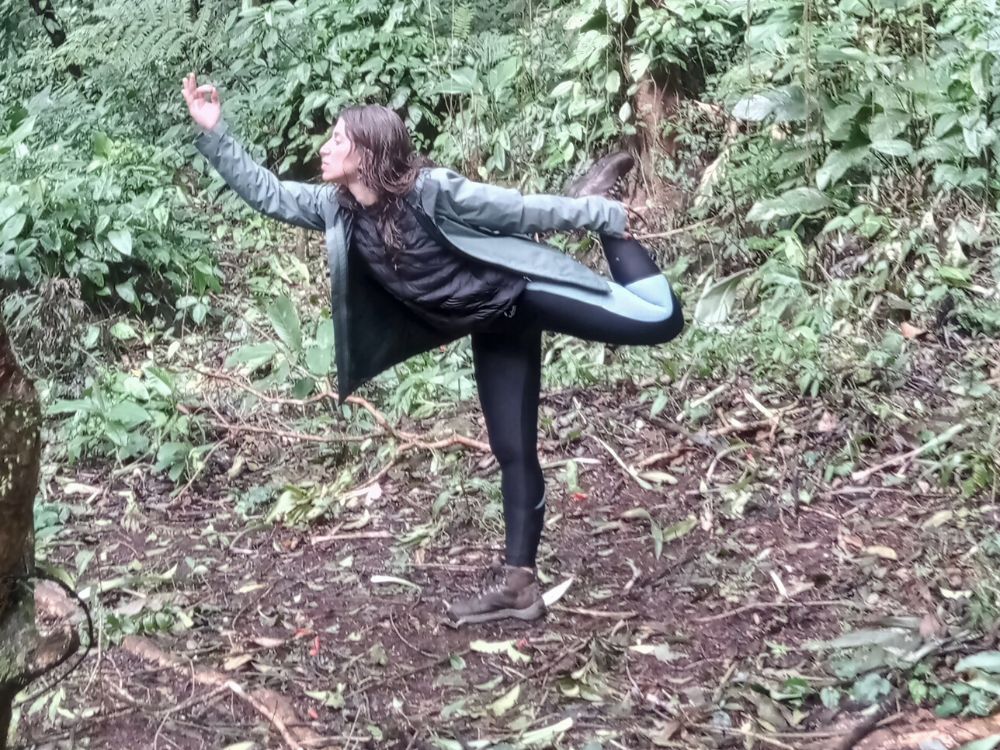 Se reconecte e intesifique sua relação com a natureza! Yoga na Cachoeira Salto do Saci! - Image 2