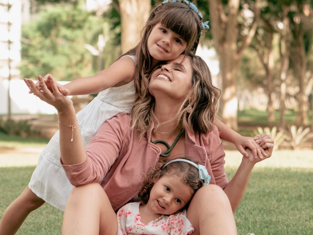 Eu mãe e meu novo mundo - Dando ombro e cuidado para mães que desejam redesenhar sua maternidade de forma autêntica e gentil. - Image 2