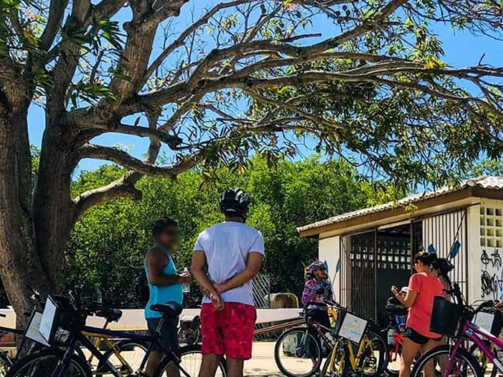 Bike tour e mini aula de remo: curtindo o sol aracajuano na terra e na água - Image 2