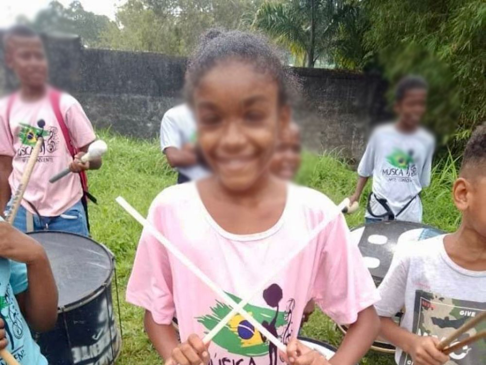 Explore a riqueza cultural e seu impacto transformador em um tour com arte consciente na Comunidade Saramandaia! - Image 2