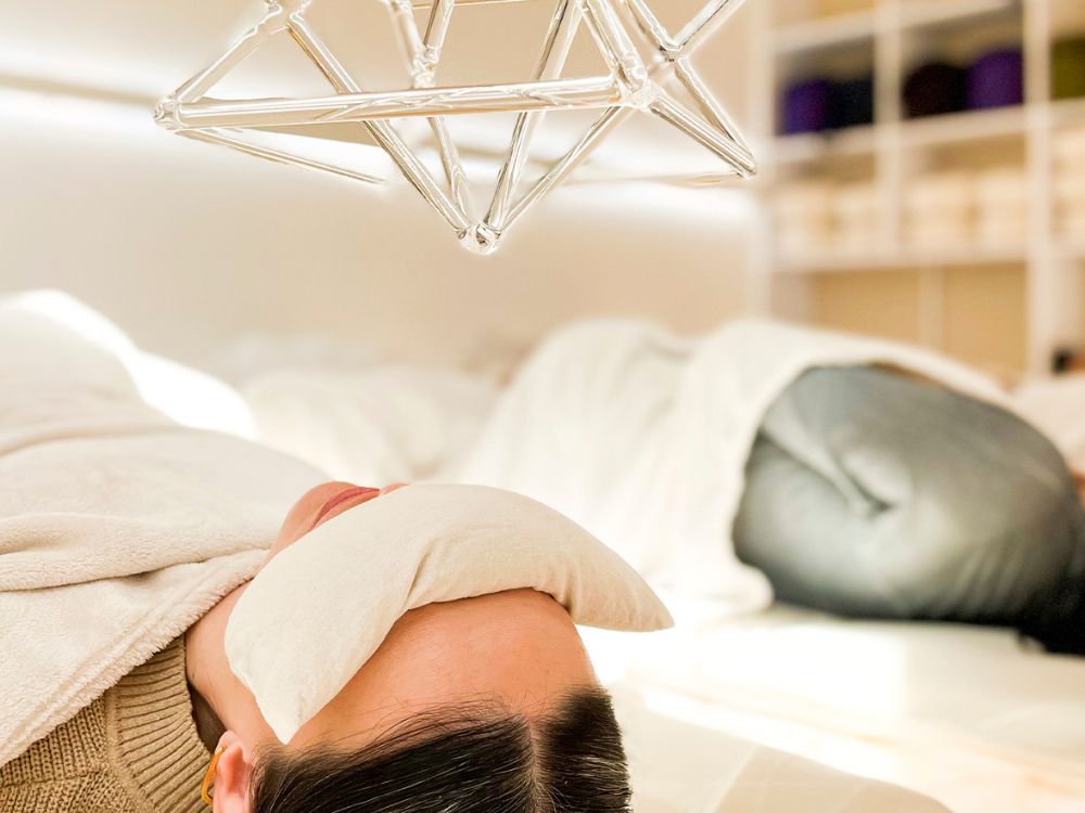 Relaxe em uma sessão de soundhealing + terapia vascular em casal