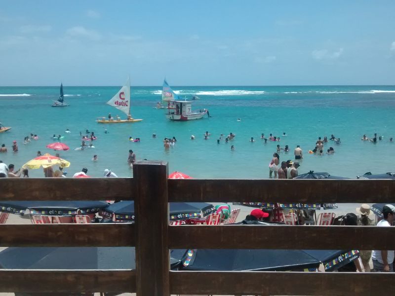 Tour em Porto de Galinhas com jangada! Conheça as piscinas naturais mais belas do Brasil