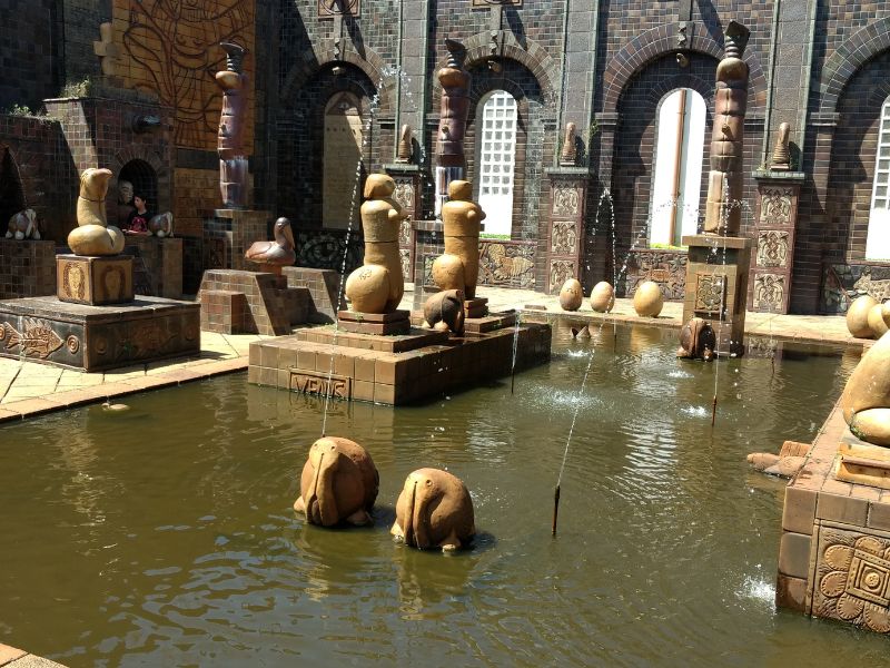 Um tour pela Recife Cultural! Conheça a Oficina Francisco Brennand e o Parque das Esculturas - Image 3