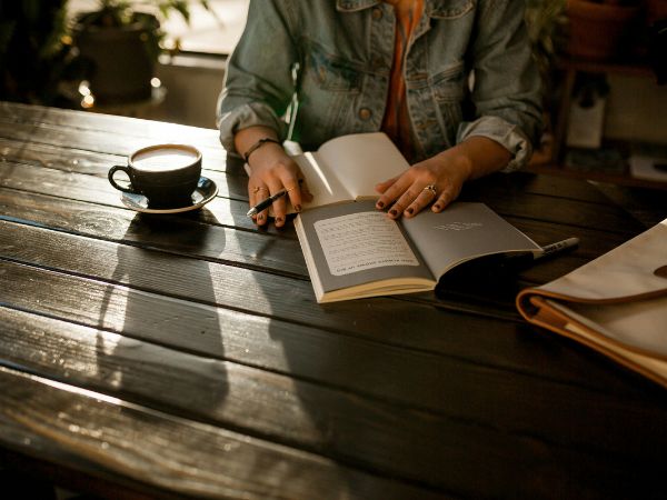 Café literário: oficina de escrita criativa em charmosa cafeteria no histórico bairro da Mooca - Grupo exclusivo para até 20 pessoas - Image 2