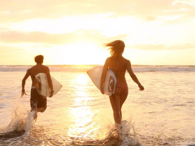 Aula de Surf para dupla/casal: Mais que experiência, uma vivência em Ubatuba.