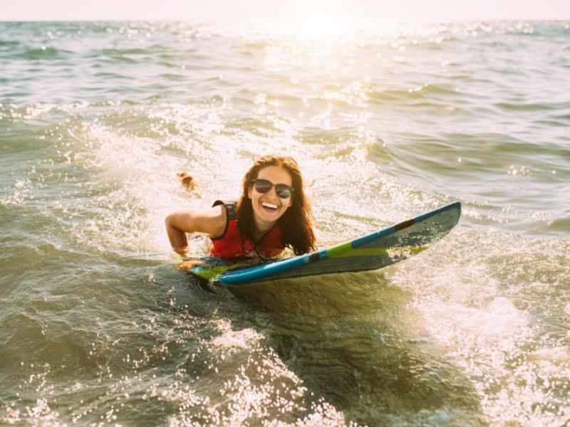 Aula de Surf para dupla/casal: Mais que experiência, uma vivência em Ubatuba. - Image 4