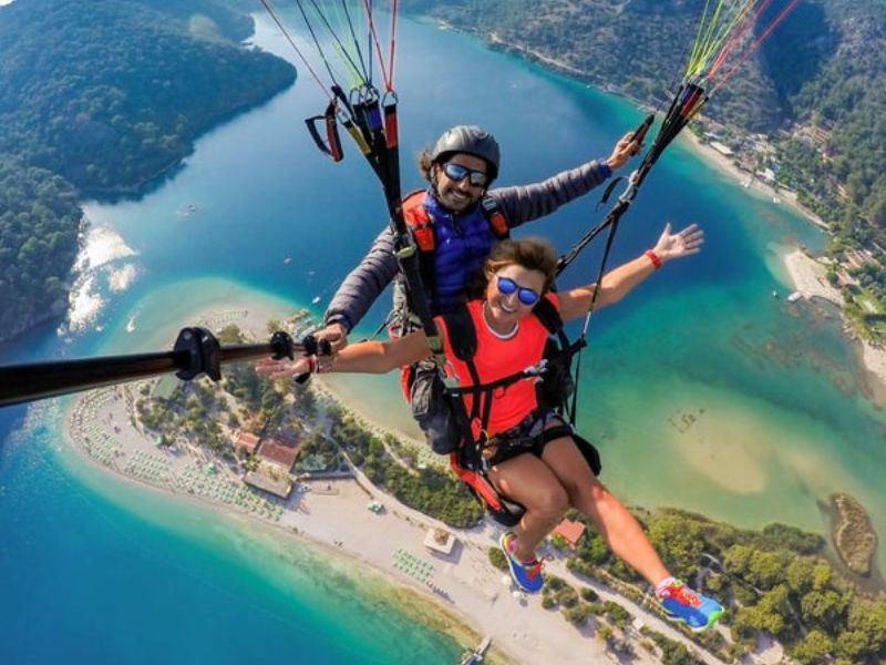 Adrenalina nas Alturas: Voo de Parapente - Image 3
