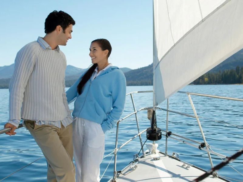 Navegando no Amor – Veleiro Privativo para Casais - Image 3