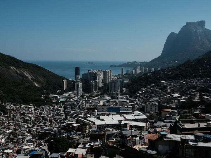 Tour Favela da Rocinha: Uma Imersão Autêntica na Comunidade