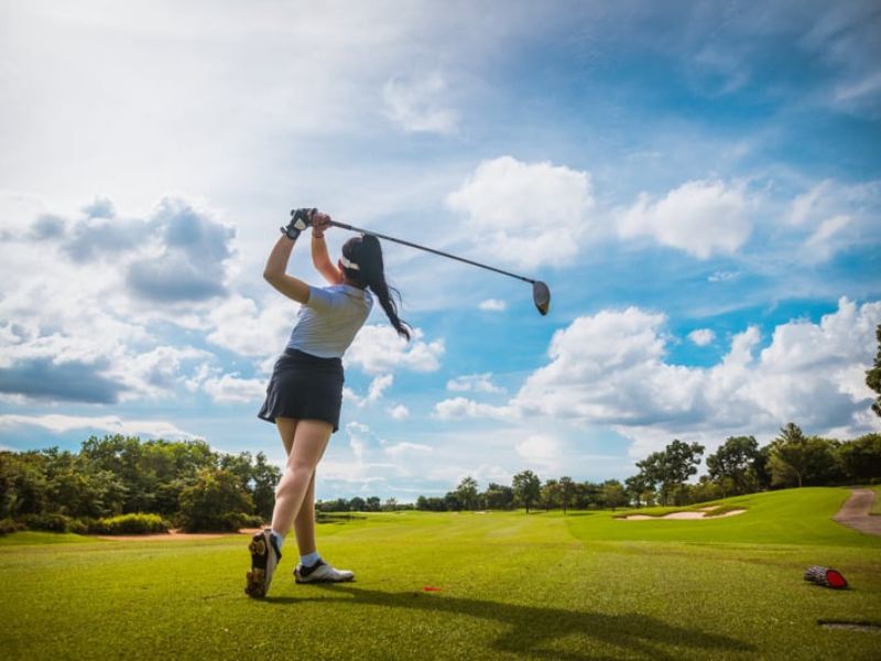 Aula de Golfe Exclusiva para Mulheres