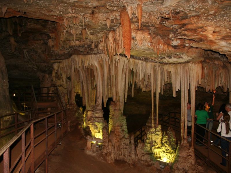 Maravilhas de Minas: Gruta do Maquiné, Rei do Mato e Cordisburgo - Image 4