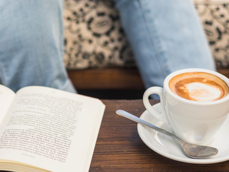 Café literário: oficina de escrita criativa em charmosa cafeteria no histórico bairro da Mooca - Grupo exclusivo para até 20 pessoas