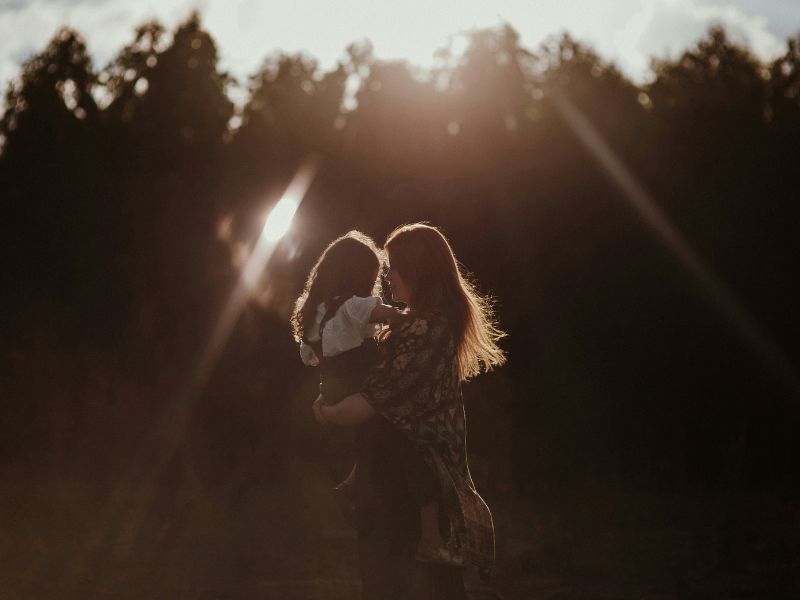 Eu mãe e meu novo mundo - Dando ombro e cuidado para mães que desejam redesenhar sua maternidade de forma autêntica e gentil. - Grupo Exclusivo para até 10 pessoas